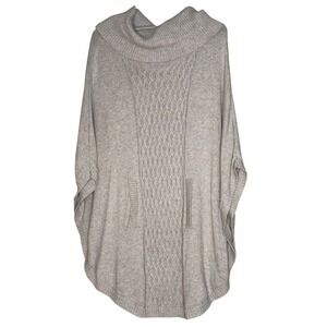 Cabi Grey Chunky Cable Knit Boho Poncho Sweater Small Minimalistic Parisian‎